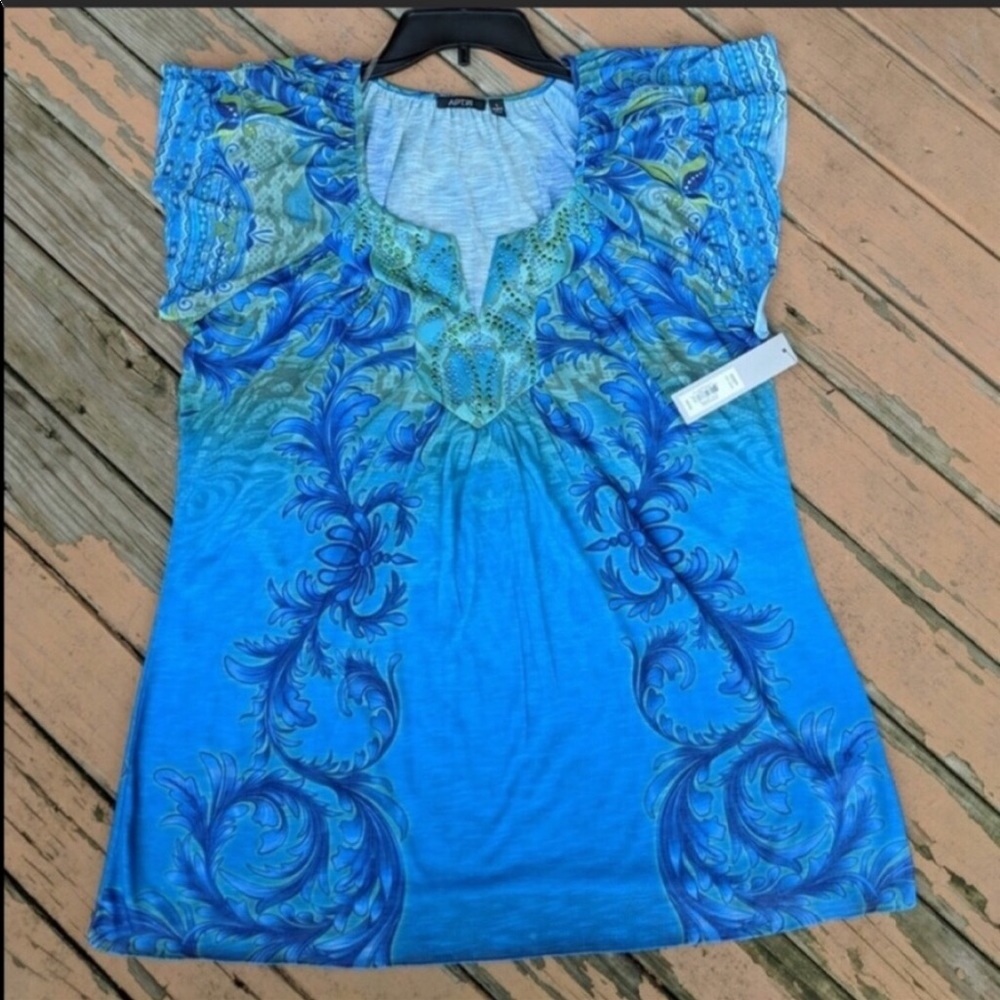 Apt 9 beaded v neck top beaded stoned